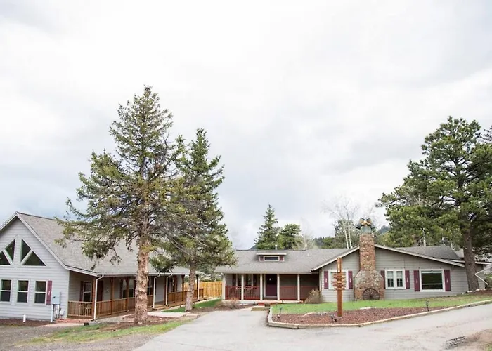 Mt Olympus Cabin, Cozy 1 Bedroom Cabin Great For Couples