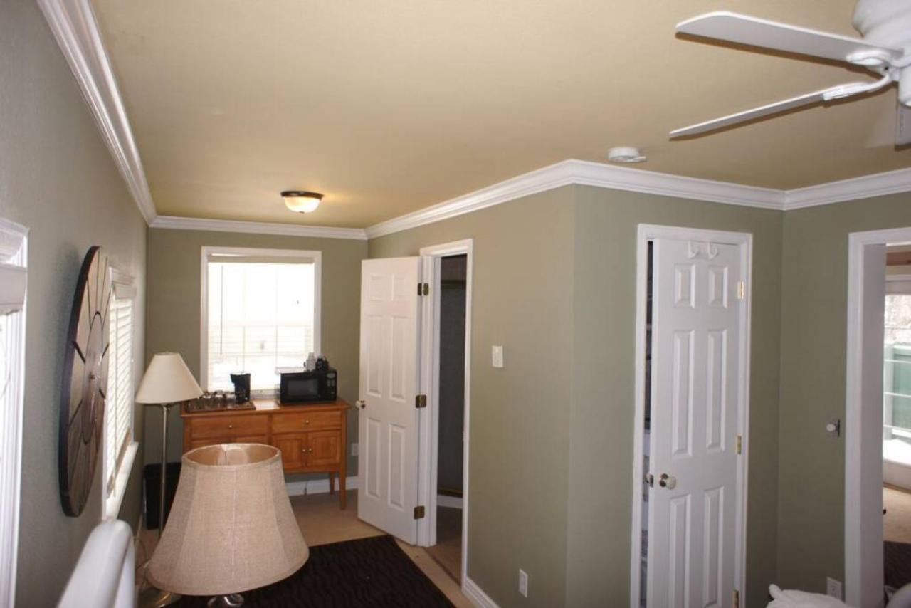 Mt Olympus Cabin, Cozy 1 Bedroom Great For Couples Hébergement de vacances Estes Park